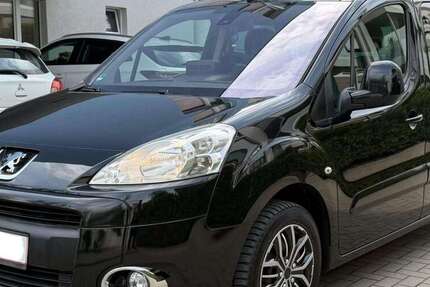 Peugeot Partner 184.000 km 3.999 &euro; Düsseldorf 40625