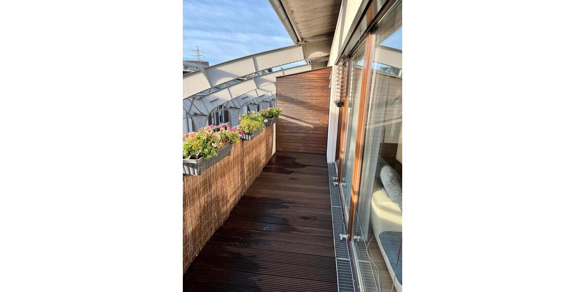 Etagenwohnung Düsseldorf Stadtbezirk 8 - 2 Zimmer, 56 m&sup2;, 1.300&euro; | Angebot:25392994