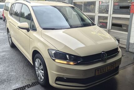VW Touran 235.427 km 15.500 &euro; Korschenbroich 41352