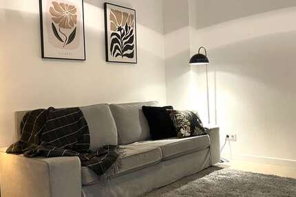 Wohnung Düsseldorf - 2 Zimmer, 40 m&sup2;, 995&euro; | Angebot:26255449