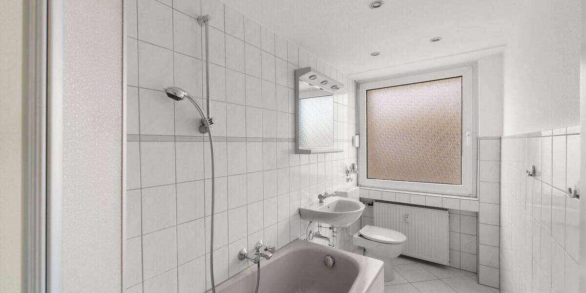 Etagenwohnung Düsseldorf Bilk - 4 Zimmer, 128 m&sup2;, 495.000&euro; | Angebot:25686849