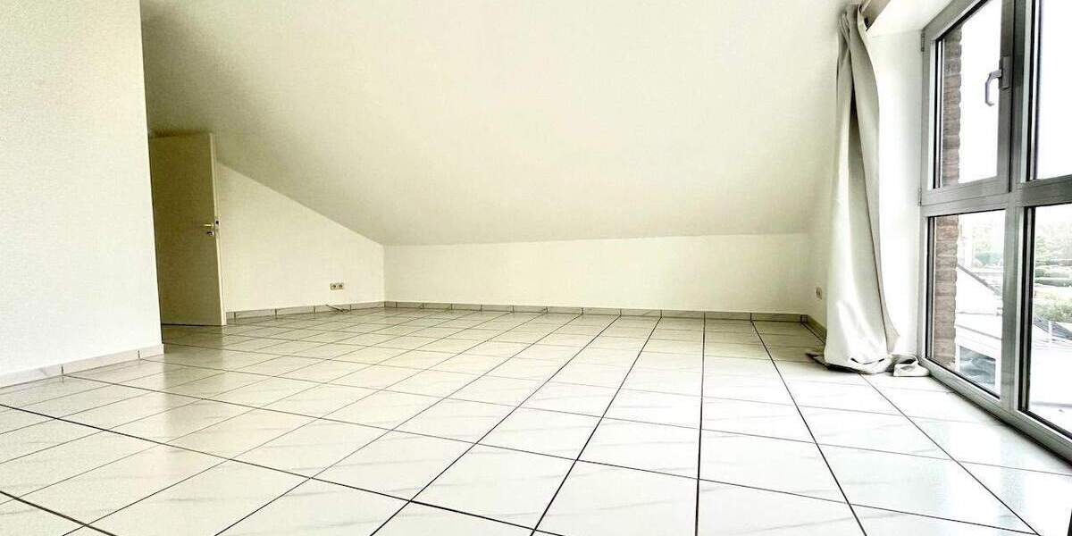 Etagenwohnung Neuss Uedesheim - 3 Zimmer, 94 m&sup2;, 299.000&euro; | Angebot:25736810