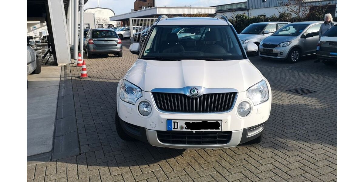 Skoda Yeti 73.000 km 12.800 &euro; Düsseldorf 40625