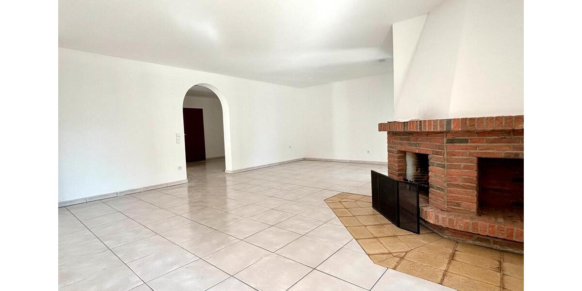 Terrassenwohnung Frechen - 3 Zimmer, 136 m&sup2;, 1.890&euro; | Angebot:25943767