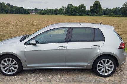 VW Golf 114.000 km 12.999 &euro; Leverkusen 51375