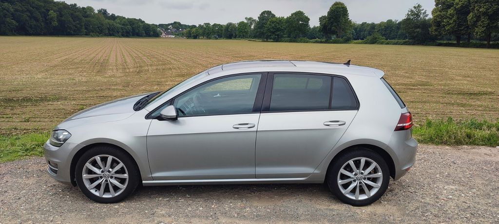 VW Golf 114.000 km 12.999 &euro; Leverkusen 51375
