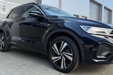 VW T-Roc 7.605 km 27.989 &euro; Willich 47877