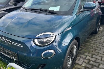 Fiat 500e 35.765 km 18.880 &euro; Köln 51149