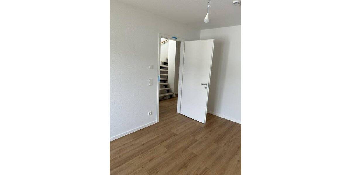 Reihenmittelhaus Korschenbroich - 5 Zimmer, 189 m&sup2;, 2.299&euro; | Angebot:26834104