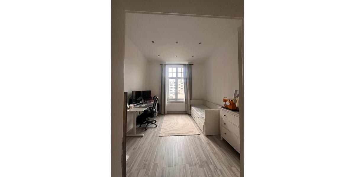 Etagenwohnung Köln Mülheim - 3 Zimmer, 76 m&sup2;, 1.400&euro; | Angebot:25905937