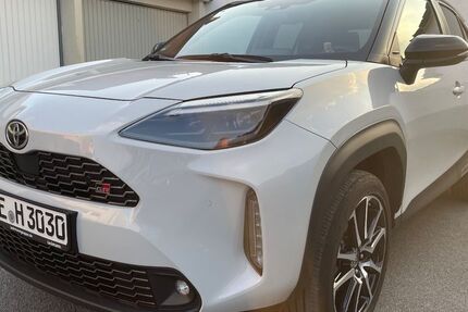 Toyota Yaris Cross 38.000 km 24.990 &euro; Velbert 42553