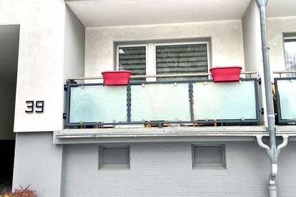 Wohnung Solingen Mitte - 1 Zimmer, 35 m&sup2;, 400&euro; | Angebot:26252088