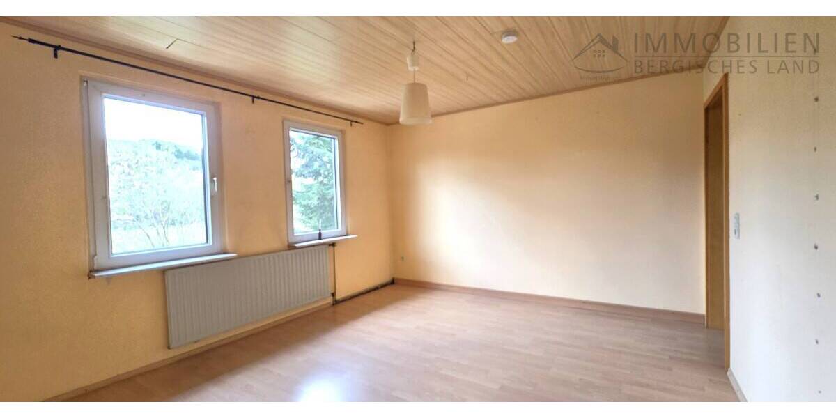Mehrfamilienhaus, Wohnhaus Hückeswagen Kobeshofen - 8 Zimmer, 190 m&sup2;, 165.000&euro; | Angebot:26306810
