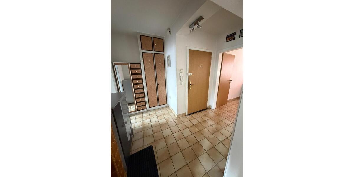 Etagenwohnung Düsseldorf Stadtbezirk 8 - 3 Zimmer, 47 m&sup2;, 1.220&euro; | Angebot:26049279
