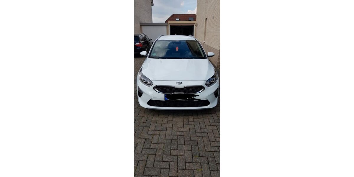 Kia ceed Sportswagon 76.000 km 13.500 &euro; Wermelskirchen 42929