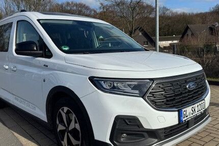 Ford Grand Tourneo 29.000 km 27.500 &euro; Bergisch Gladbach 51465