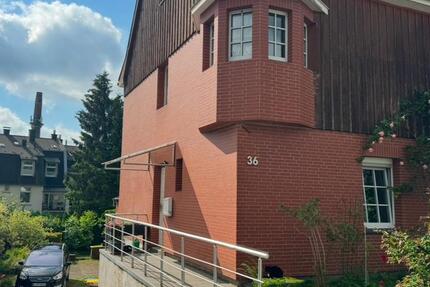 Haus Wuppertal Barmen - 8 Zimmer, 202 m&sup2;, 450.000&euro; | Angebot:26213244