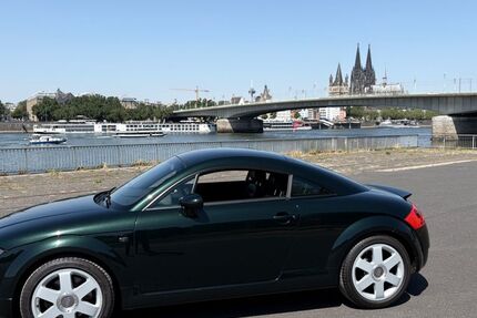 Audi TT 101.183 km 10.400 &euro; Rommerskirchen 41569