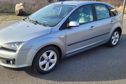 Ford Focus 115.000 km 3.600 &euro; Pulheim 50259