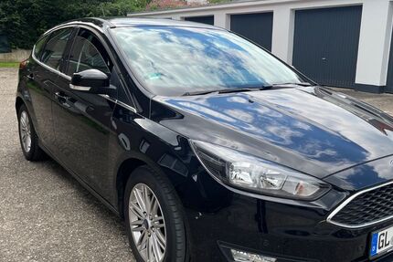 Ford Focus 90.000 km 7.499 &euro; Langenfeld 40764