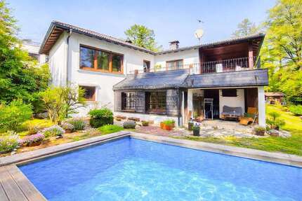 Haus Remscheid Lüttringhausen - 3 Zimmer, 253 m&sup2;, 899.000&euro; | Angebot:26164887