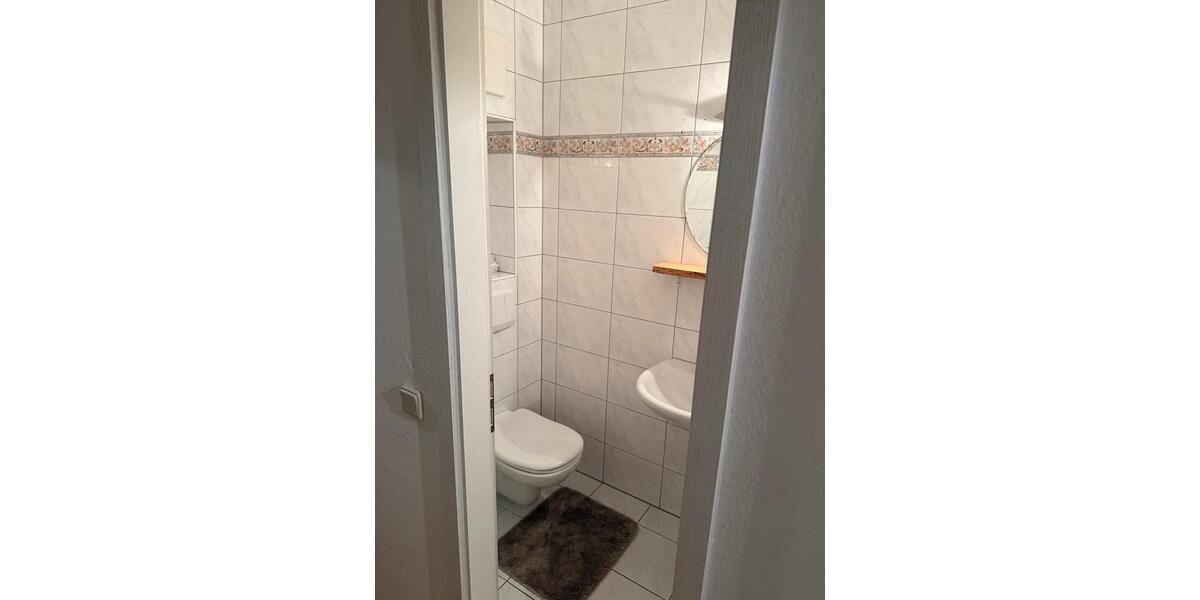 Etagenwohnung Düsseldorf Stadtbezirk 8 - 3 Zimmer, 100 m&sup2;, 900&euro; | Angebot:26294677