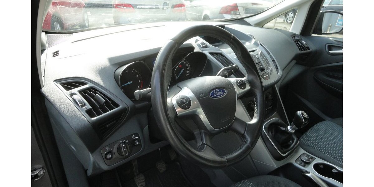 Ford Grand C-Max SYNC Edit. 1,6L/110KW Klima+SHZ+PDC 170.000 km 5.900 &euro; Neuss 41462