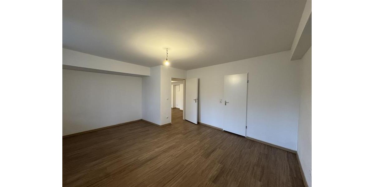 Etagenwohnung Düsseldorf Stadtbezirk 2 - 2 Zimmer, 74 m&sup2;, 795&euro; | Angebot:26295382