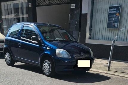 Toyota Yaris 196.000 km 900 &euro; Neuss 41468