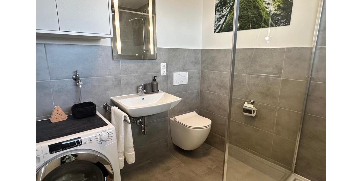Etagenwohnung Leverkusen Alkenrath - 1.5 Zimmer, 52 m&sup2;, 1.350&euro; | Angebot:26561701