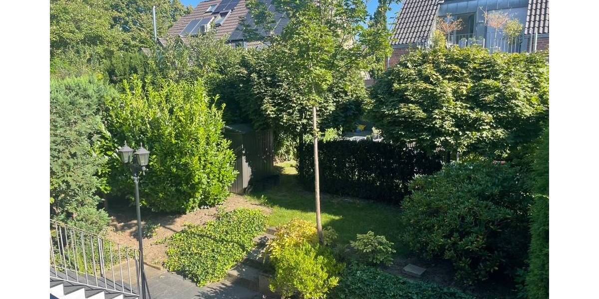 Einfamilienhaus Düsseldorf/ Lörick Lörick - 5 Zimmer, 130 m&sup2;, 2.490&euro; | Angebot:26191505