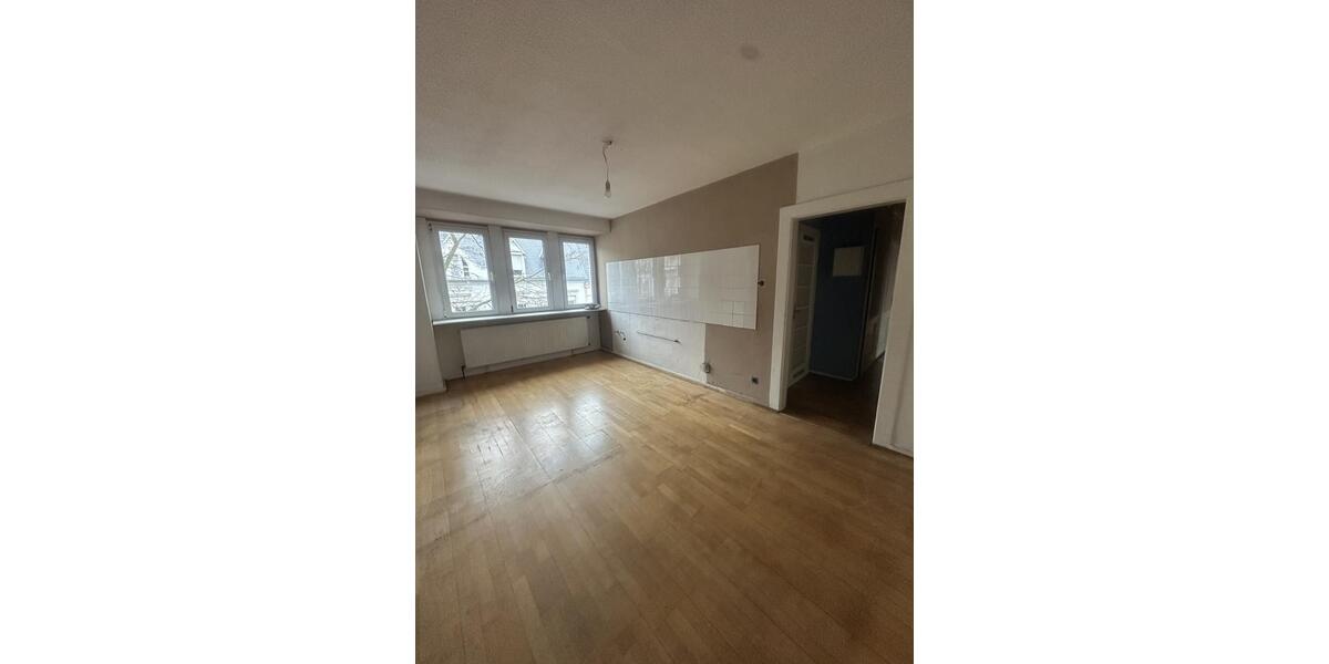 Etagenwohnung Wuppertal Gemarkung Langerfeld - 4 Zimmer, 107 m&sup2;, 860&euro; | Angebot:25648690