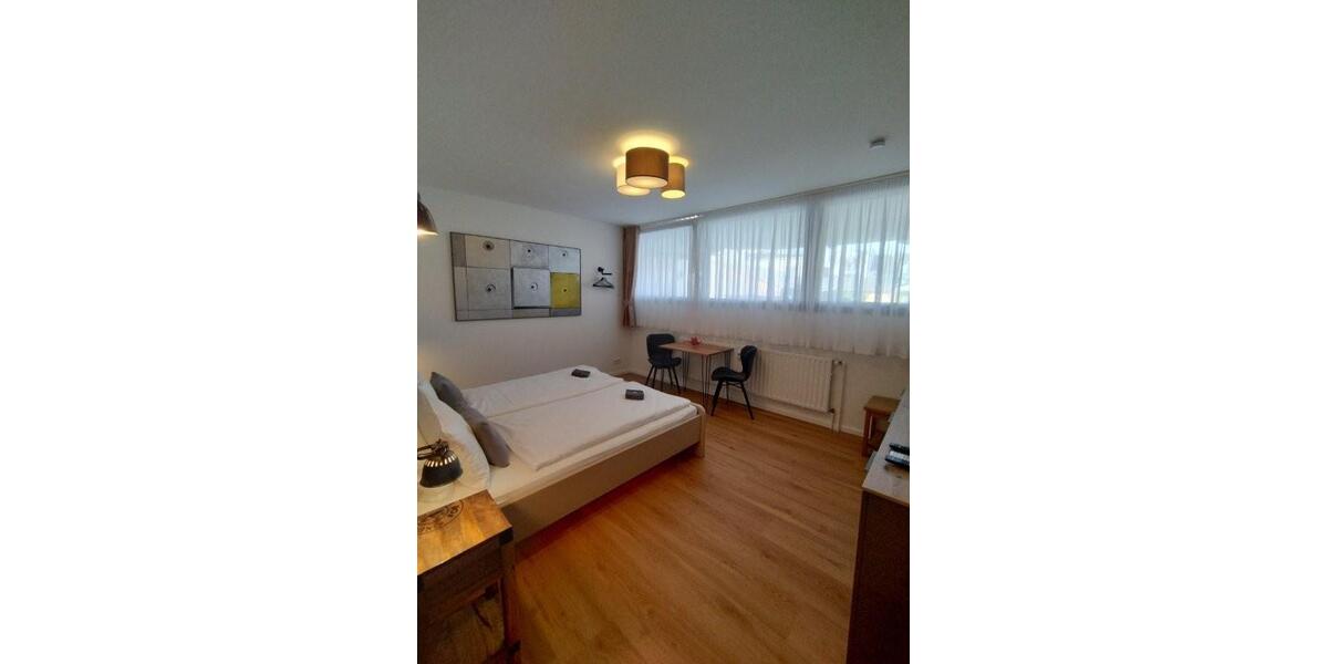 Mikro-Hotel in Köln voll genehmigter Beherbergungsbetrieb mit 8 Betten 4 Zimmern, studentisches Wohnen denkbar - Gewerbeobjekt Köln Mülheim | Angebot:22794810