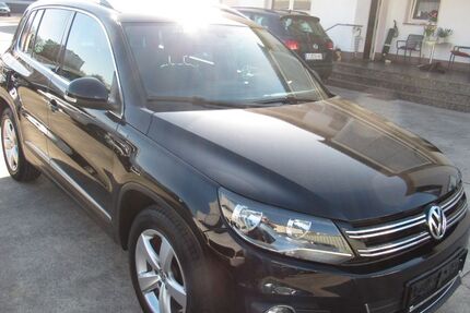 VW Tiguan 152.000 km 13.500 &euro; Leverkusen 51371