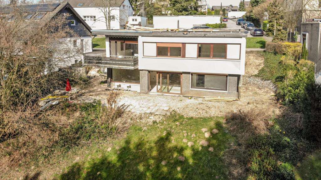 Einfamilienhaus Leichlingen - 6 Zimmer, 154 m&sup2;, 539.000&euro; | Angebot:25753701