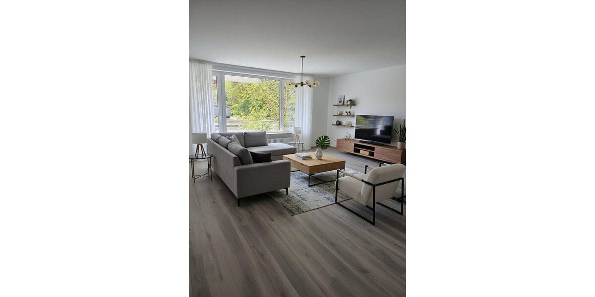 Etagenwohnung Düsseldorf Oberkassel - 2 Zimmer, 110 m&sup2;, 1.691&euro; | Angebot:26329682