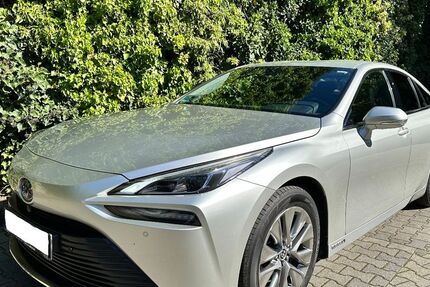 Toyota Mirai 18.000 km 13.490 &euro; Wuppertal 42281