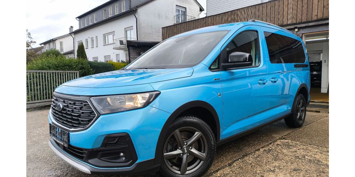 Ford Grand Tourneo 55.100 km 26.450 &euro; Solingen 42657