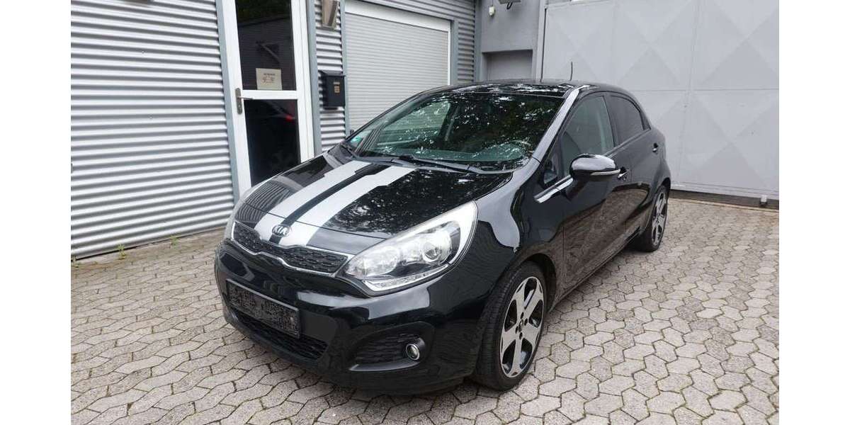 Kia Rio 178.000 km 5.500 &euro; Düsseldorf 40231