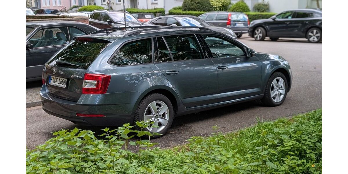 Skoda Octavia 72.653 km 18.900 &euro; Köln 50968