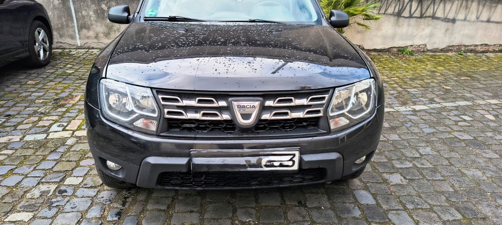 Dacia Duster 136.000 km 6.300 &euro; Köln 50937