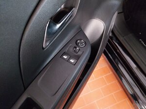 Opel Corsa Edition DAB Klima Tempomat 27.080 km 11.890 &euro; HAAN 42781