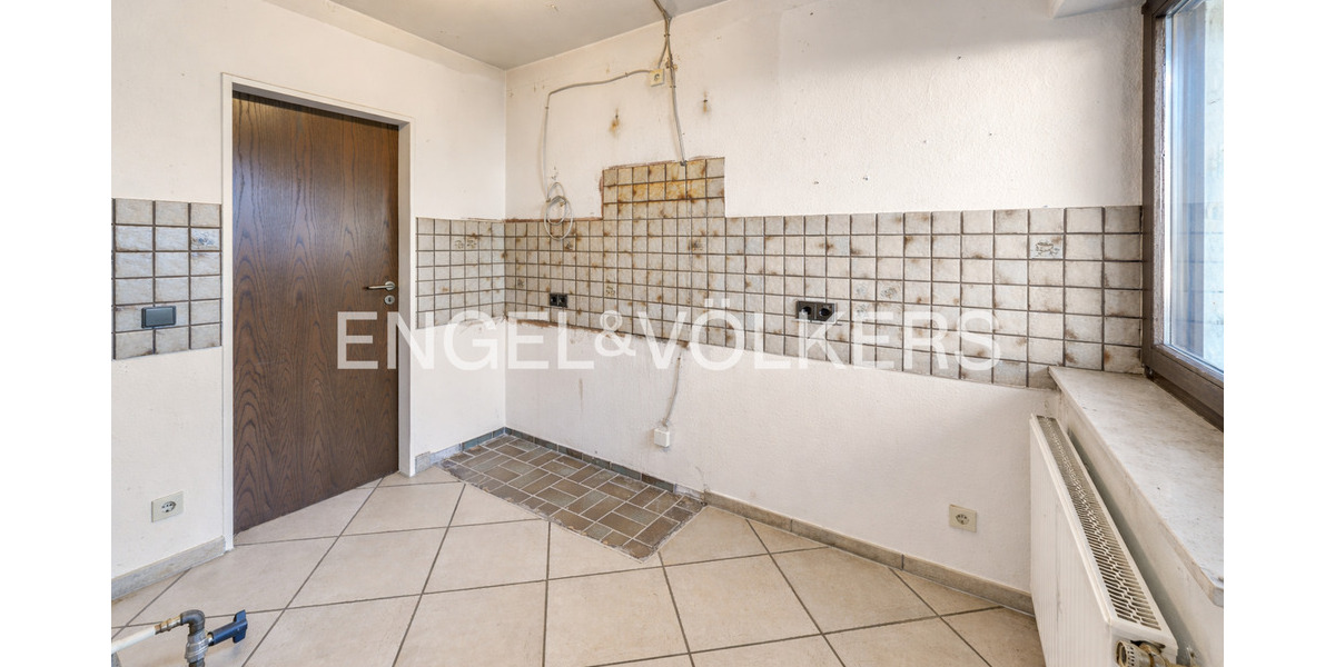 Etagenwohnung Mettmann-Metzkausen Metzkausen - 3 Zimmer, 107 m&sup2;, 260.000&euro; | Angebot:25770622