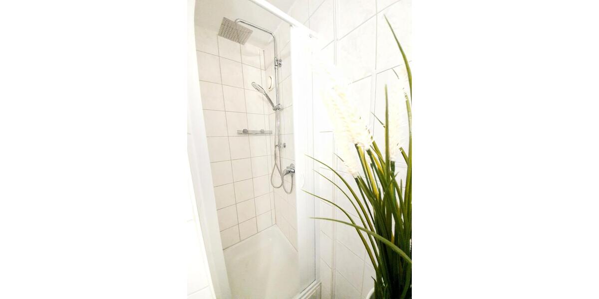 Etagenwohnung Köln Lindenthal - 1 Zimmer, 30 m&sup2;, 1.220&euro; | Angebot:25299022