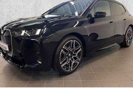 BMW iX 25.700 km 83.440 &euro; Solingen 42719