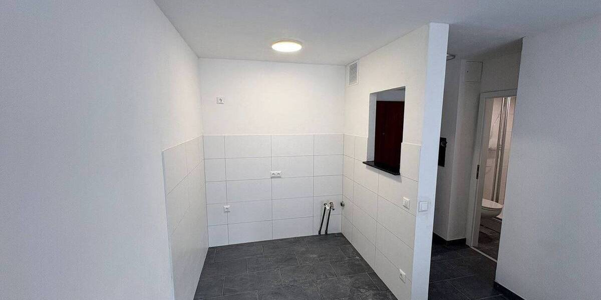 Etagenwohnung Köln Nippes - 2 Zimmer, 35 m&sup2;, 600&euro; | Angebot:26230401