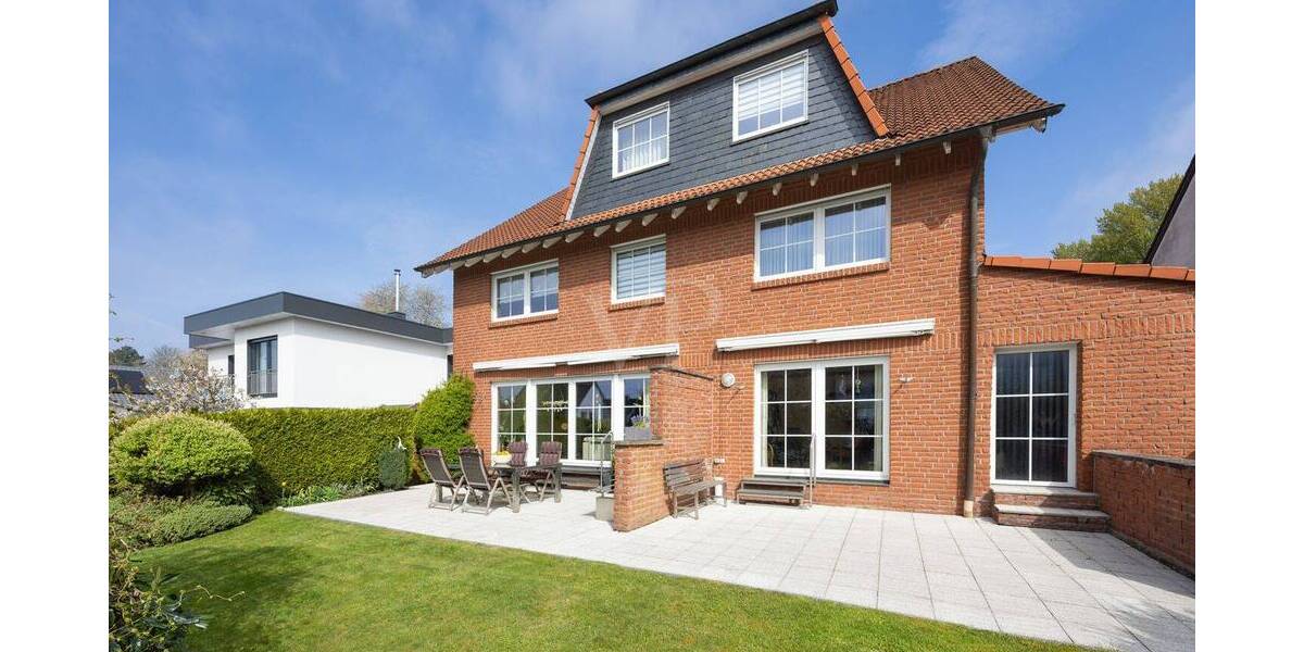 Doppelhaushälfte Velbert Mitte - 5 Zimmer, 196 m&sup2;, 598.000&euro; | Angebot:25679811