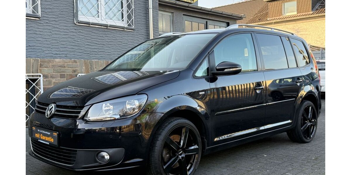 VW Touran 233.000 km 6.999 &euro; Bergisch Gladbach 51469