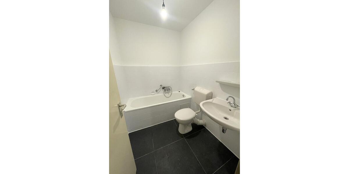 Etagenwohnung Wuppertal Gemarkung Nächstebreck - 2.5 Zimmer, 64 m&sup2;, 550&euro; | Angebot:25857618