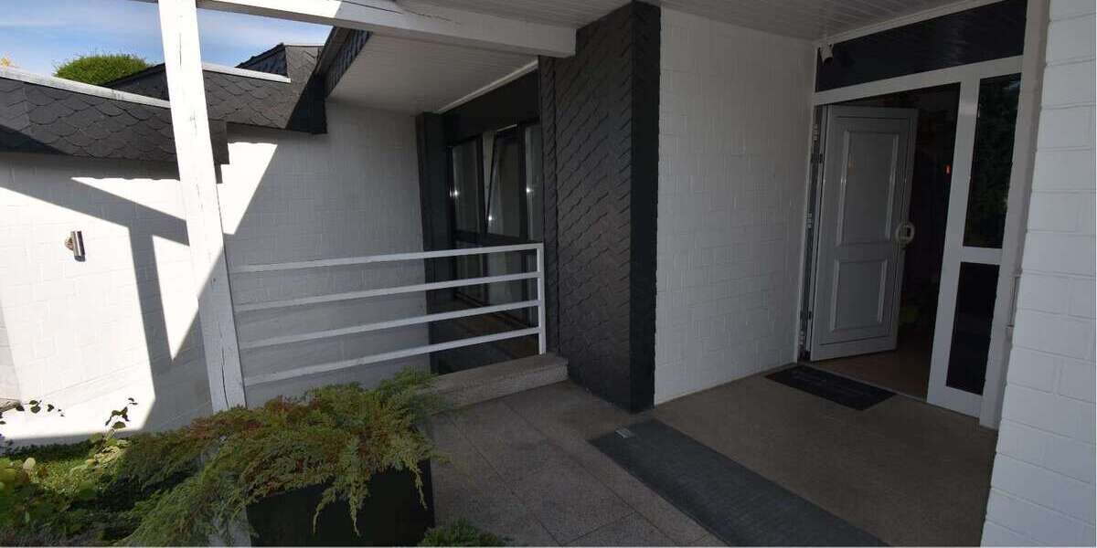 Einfamilienhaus Leverkusen Bergisch Neukirchen - 5 Zimmer, 339 m&sup2;, 1.149.000&euro; | Angebot:24725647